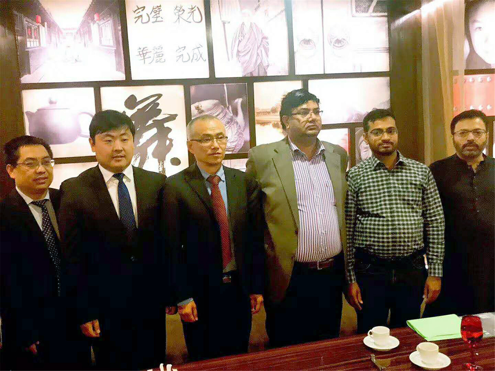 ������Ӯesball��ʿ�ٸ��ͻ�˹̹�г���չ˳���ƽ����׵�ǩԼ100̨��