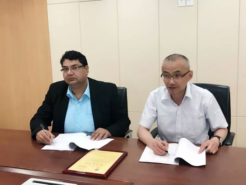 ������Ӯ��esball•��ʿ�ٵ��ݡ���ͻ�˹̹�׵�ǩԼ�ֳɣ�